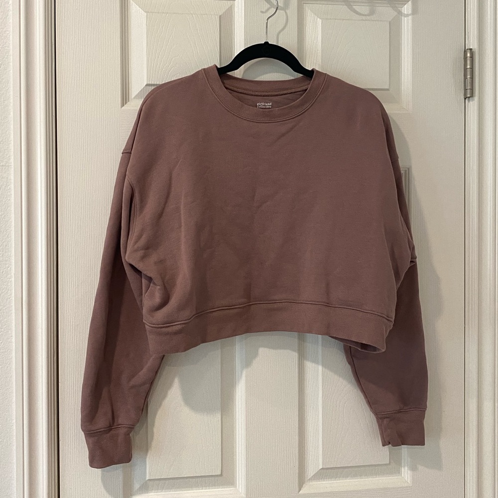 Girlfriend Collective 50/50 Cropped Sweatshirt in Taro